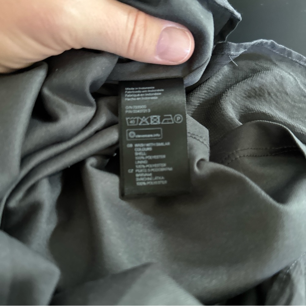 H&M Pleated Shift Dress - Picture 9 of 9